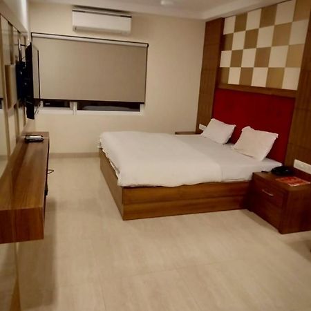 Hotel Avtar @New Delhi Railway Station Экстерьер фото