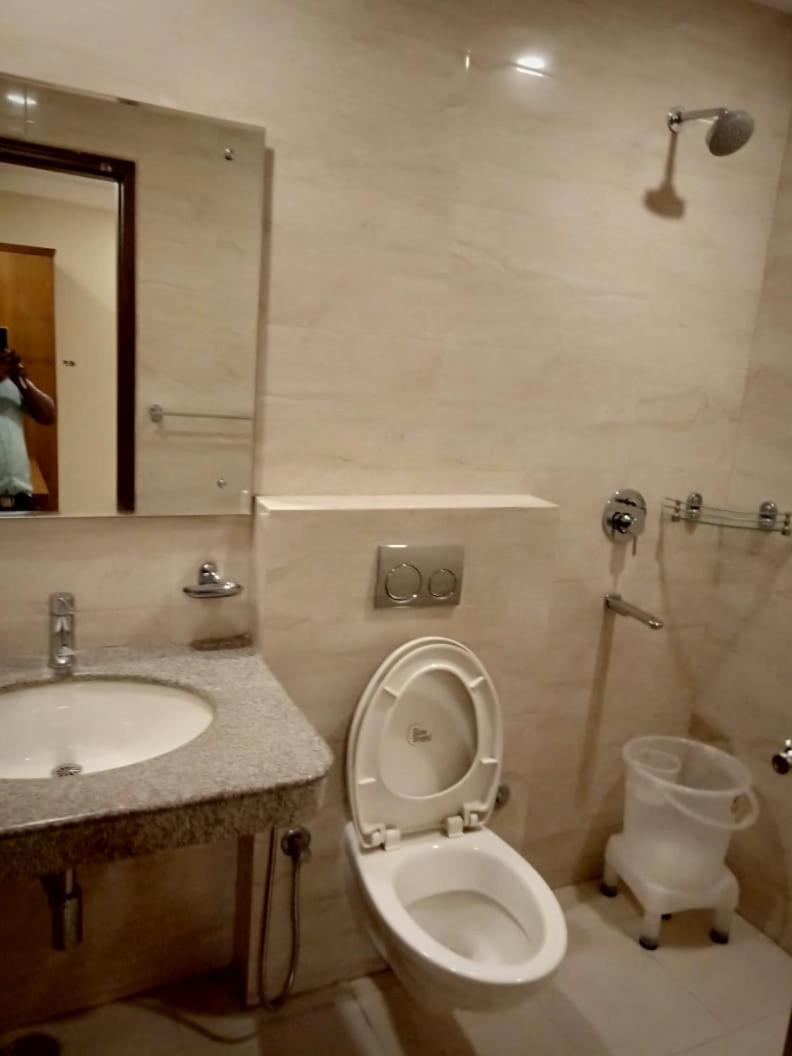 Hotel Avtar @New Delhi Railway Station Экстерьер фото