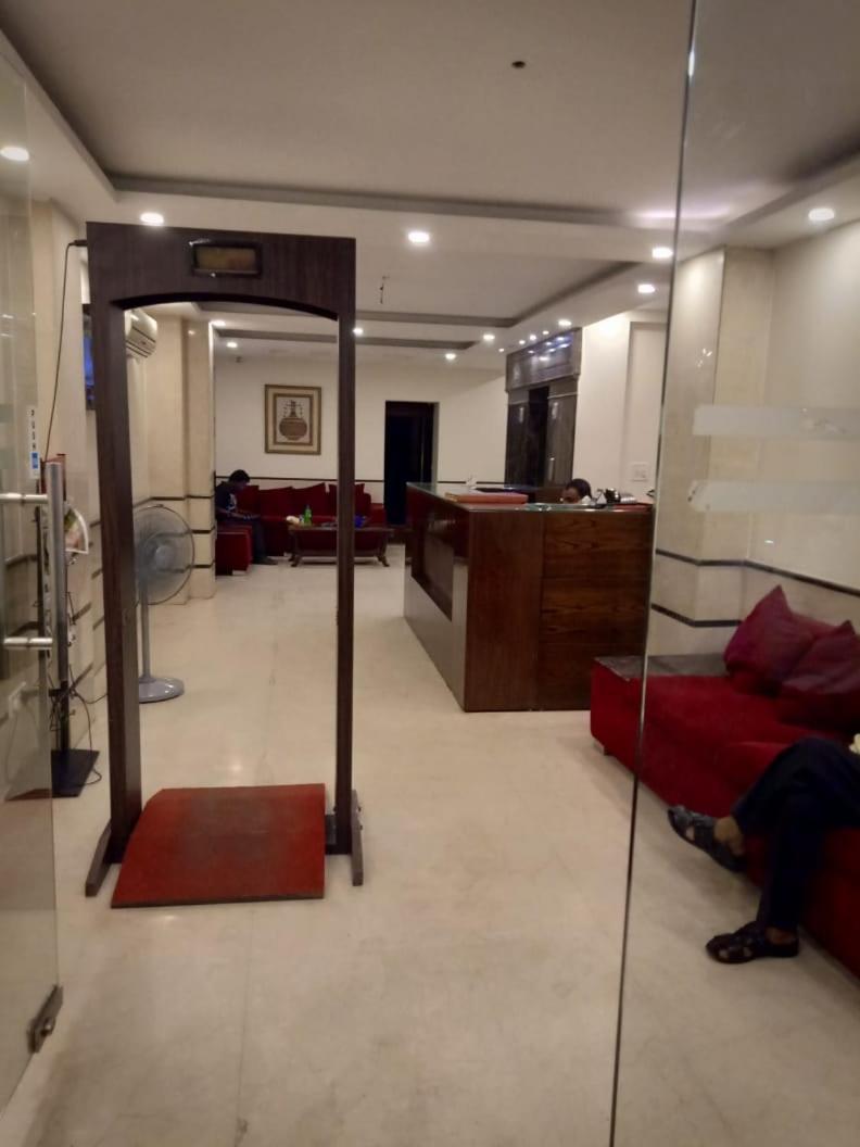 Hotel Avtar @New Delhi Railway Station Экстерьер фото